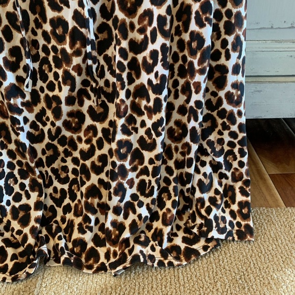 New Plus Size Leopard Animal Print Hooded Blouse - Picture 5 of 8